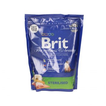 BRIT CAT PREMIUM BY NATURE STERILISED KURCZAK 300G